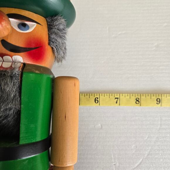 Steinbach Beer Meister Nutcracker Approx 14" Minor Paint Chips - Picture 8 of 11